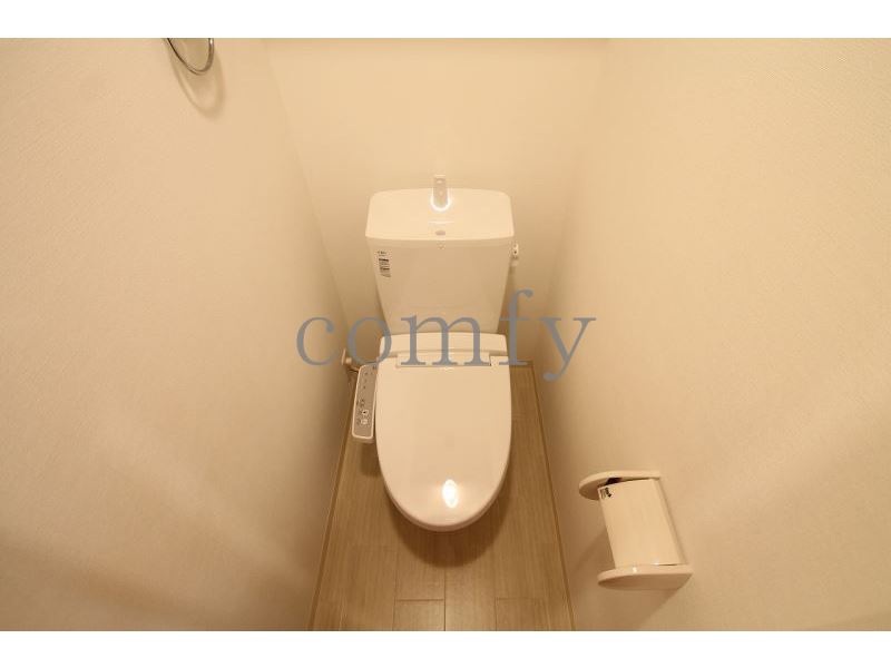 トイレ　ウォシュレット付きトイレ
