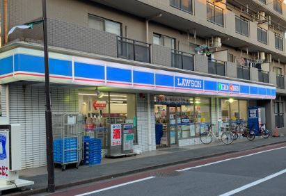 コンビニ　ローソン新蒲田一丁目店（コンビニ）まで600m