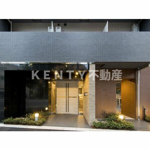 エントランス　建物の内部です