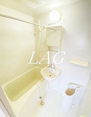 バス・シャワールーム　お風呂です。