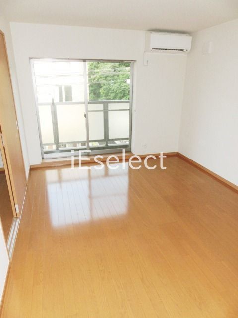 居室・リビング　開放感のあるリビングです。