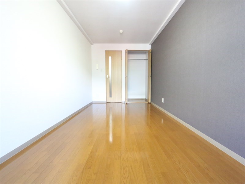 居室・リビング　洋室9帖　クローゼット付（収納充実してます）