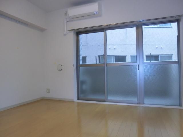 居室・リビング　居室