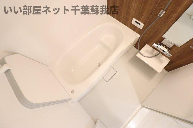 バス・シャワールーム　ゆったり過ごせるお風呂です