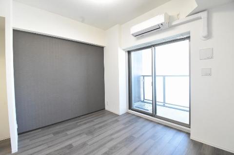 居室・リビング　室内