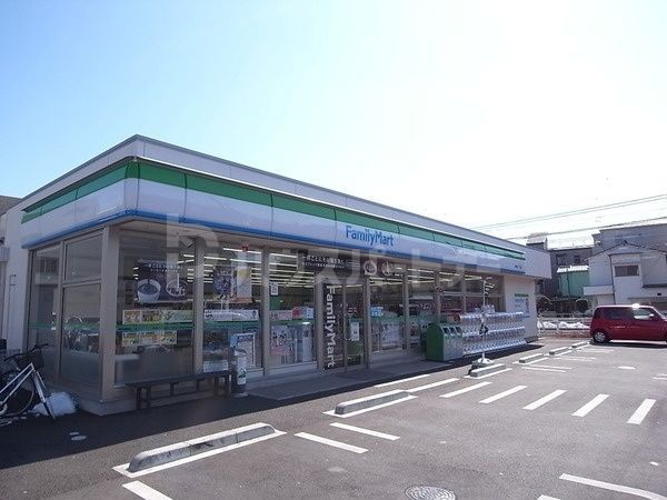 コンビニ　ファミリーマート東堀切一丁目店（コンビニ）まで270m