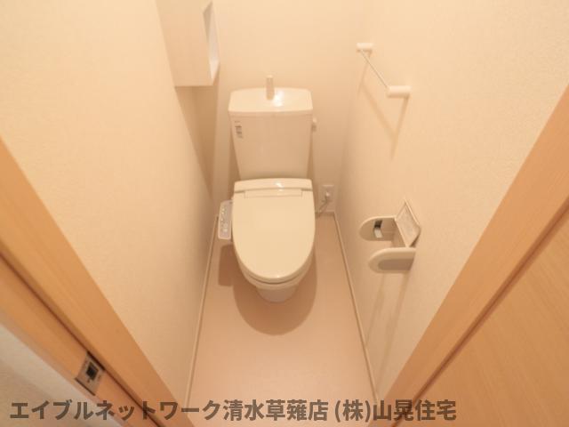 トイレ　落ち着いたトイレです
