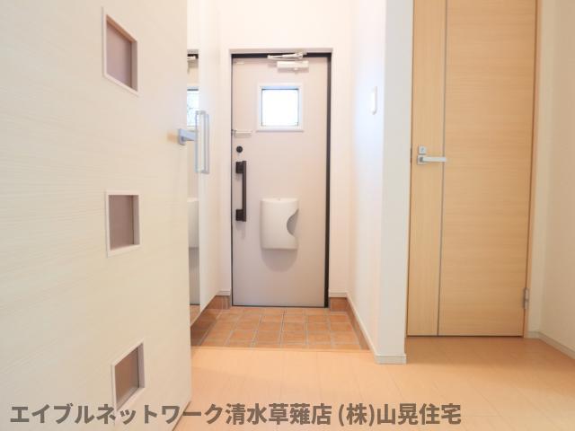玄関　明るい玄関です