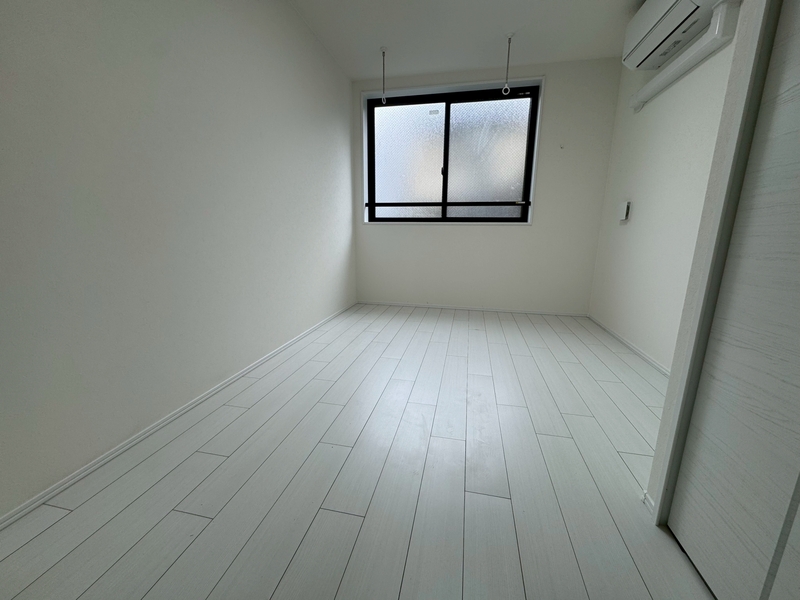 居室・リビング　内観1