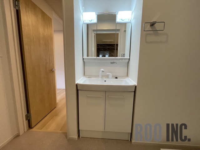 洗面設備　同タイプ