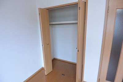 収納　洋室収納