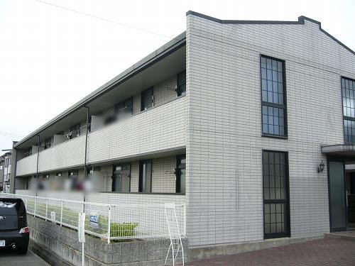 建物外観　落ち着いた雰囲気の外観です