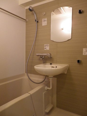 バス・シャワールーム　バス・トイレ別です