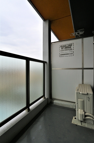 バルコニー　広めのバルコニーです