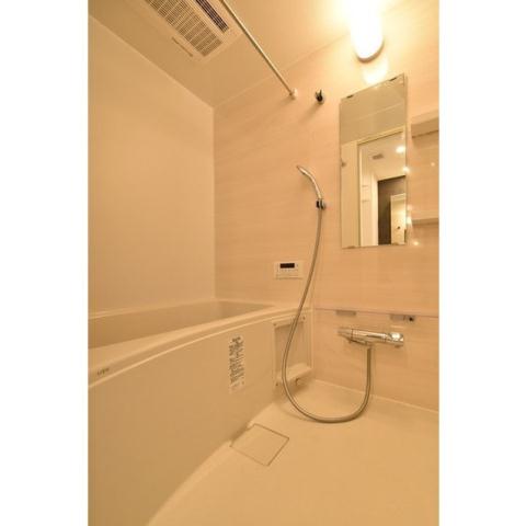 バス・シャワールーム　風呂