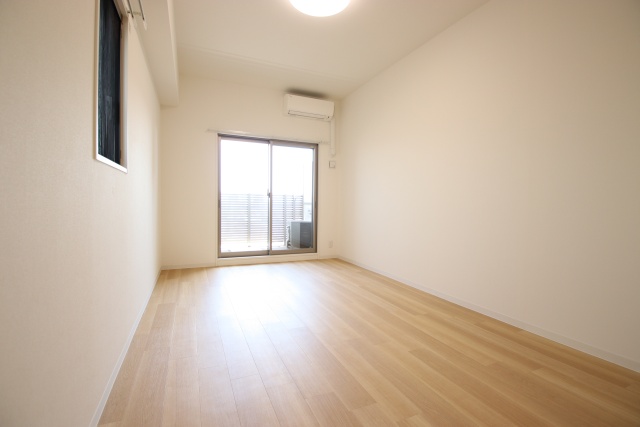 居室・リビング　※別室の参考写真の為、現況優先です。