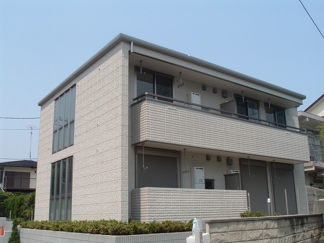 建物外観　１フロア２住戸全室南向き　耐震耐火旭化成ヘーベルメゾン