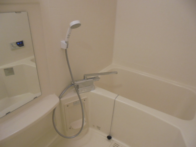 バス・シャワールーム　追焚き付き