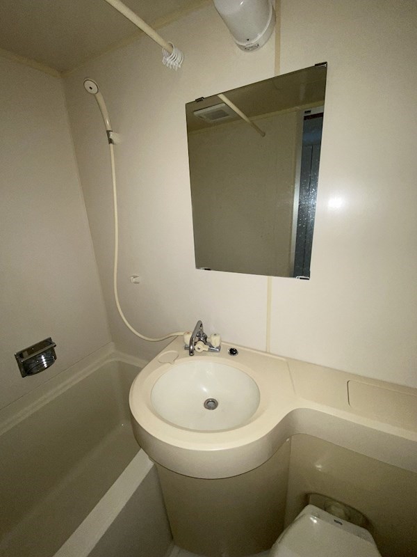 洗面設備　別部屋参照となります。