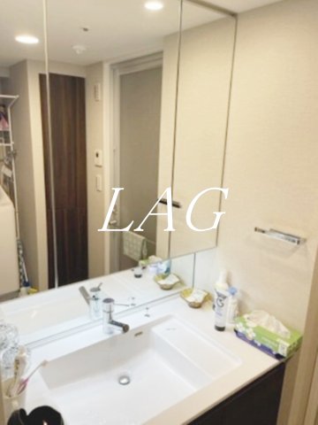 洗面設備　洗面台です。