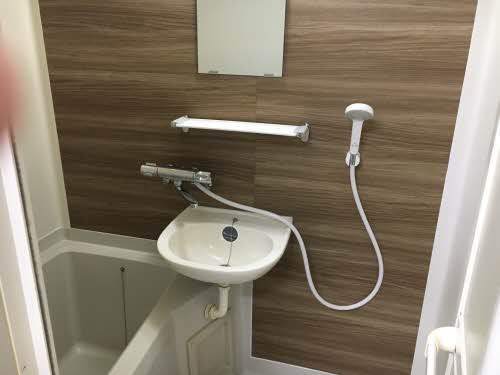 バス・シャワールーム