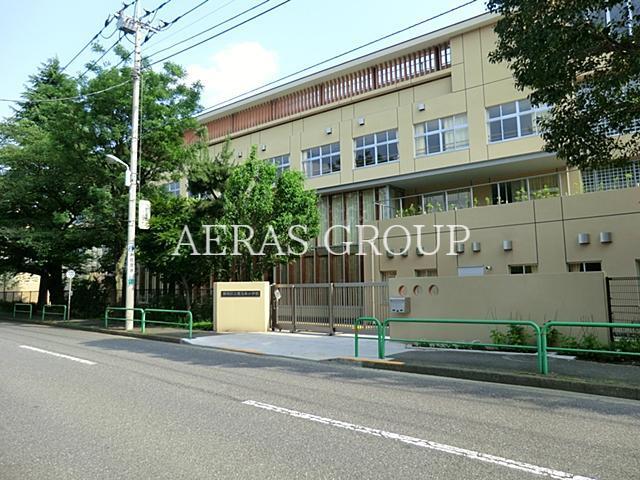 小学校　練馬区立豊玉南小学校（小学校）まで630m