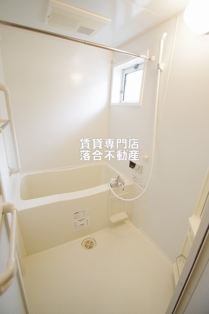 バス・シャワールーム　浴室乾燥機付き