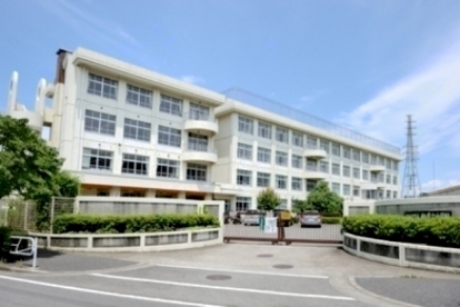 小学校　八王子市立 秋葉台小学校（小学校）まで580m