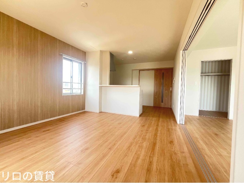 居室・リビング　別部屋写真