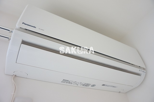 その他設備　天気の悪い日も安心の浴室乾燥機付きです♪