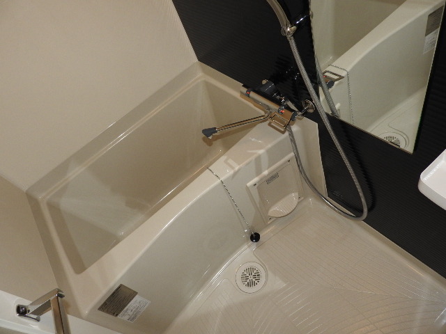 バス・シャワールーム　他のお部屋の参考写真となります。