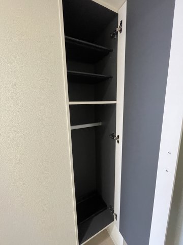 収納　※写真は同じマンションの違う部屋のものになります。