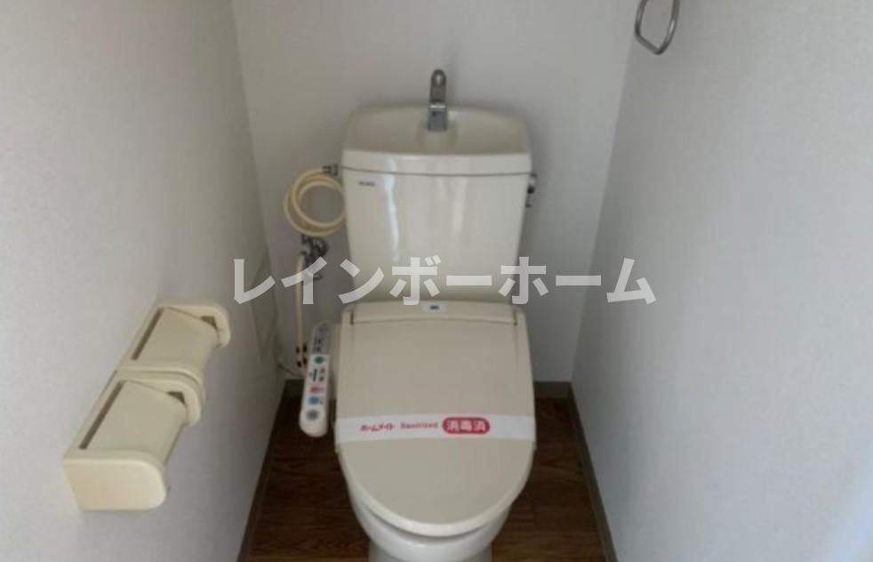 トイレ　清潔感のあるトイレです