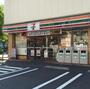 コンビニ　セブンイレブン足立東綾瀬店（コンビニ）まで428m