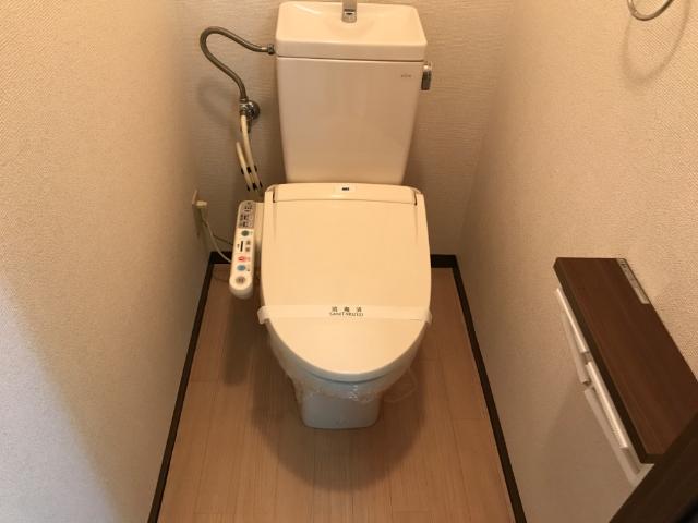 トイレ　シャワー付トイレ