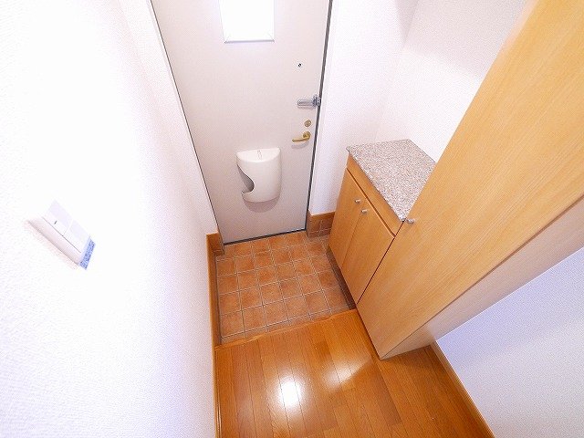 玄関　シンプルで使いやすい玄関です