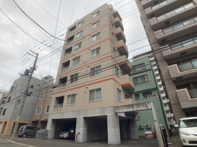 建物外観　札幌市中央区北１条西「オリエントステージ表参道」