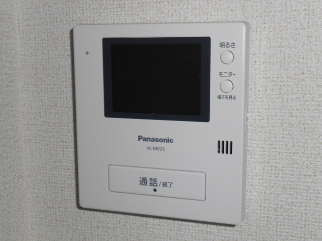 セキュリティ　カラーＴＶモニター付インターホン完備
