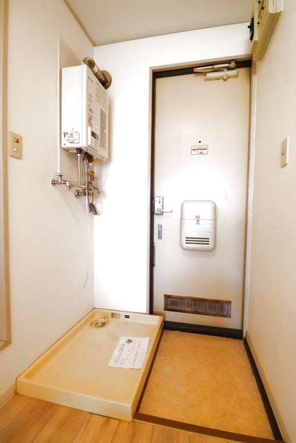玄関　すっきりシンプルな玄関スペースです！