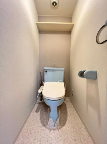 トイレ　別号室の画像です。ご参考下さい