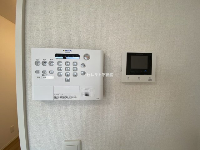 セキュリティ　急な来客でもTVインターホンで確認が出来て安心です☆