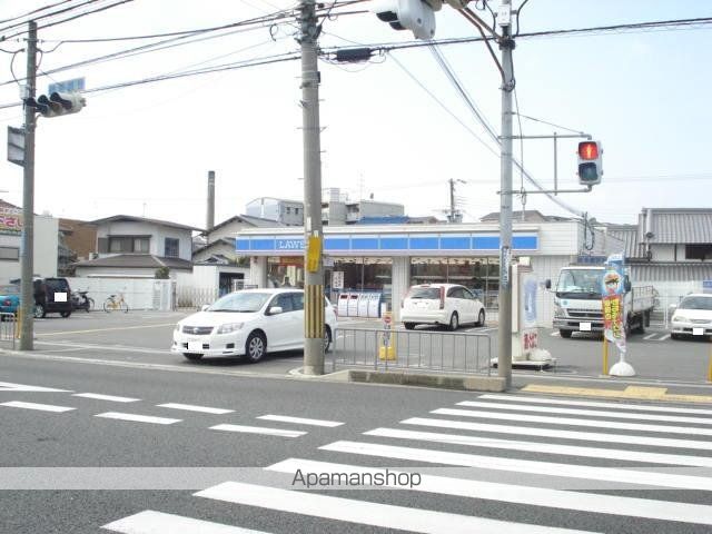 コンビニ　ローソン（コンビニ）まで200m