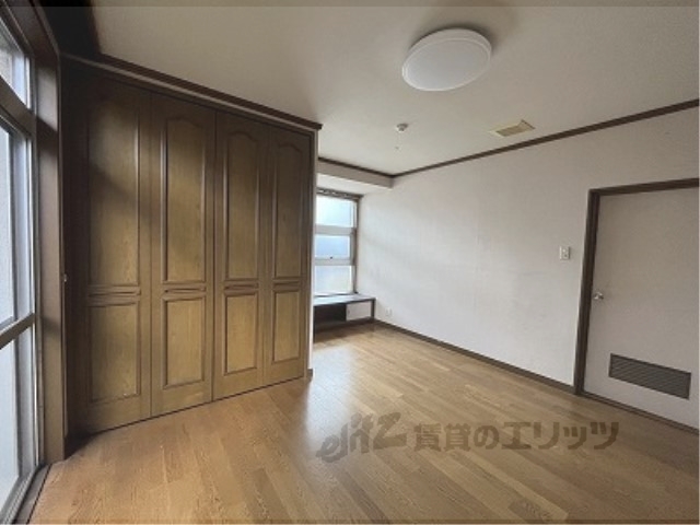 居室・リビング　洋室