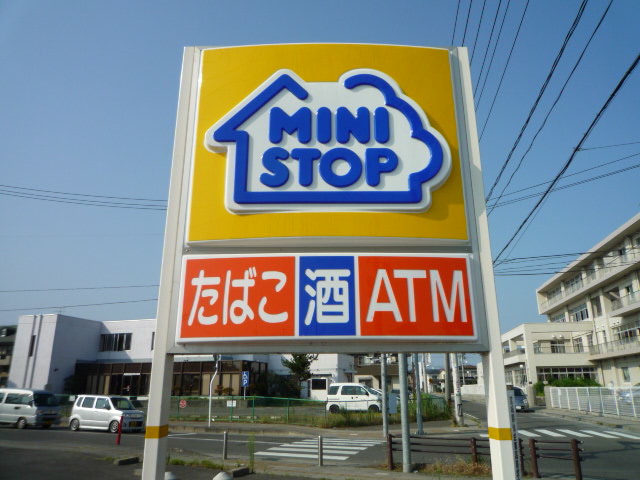 コンビニ　ミニストップ仙台薬師堂駅前店（コンビニ）まで736m