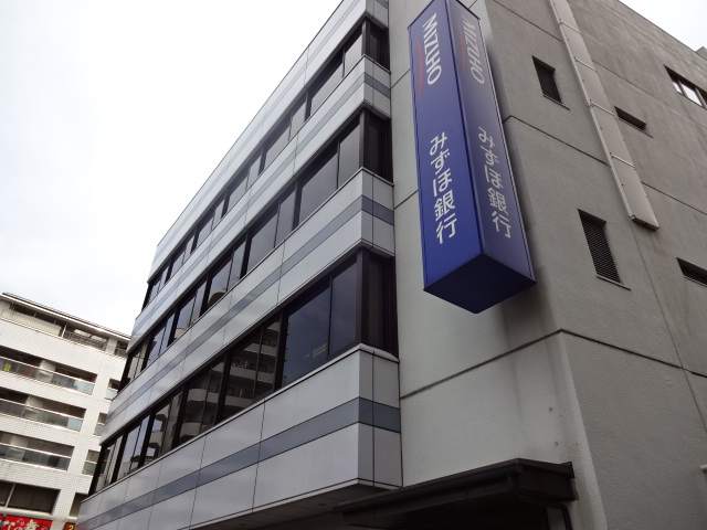 銀行　みずほ銀行 平井支店（銀行）まで391m