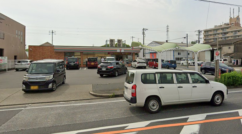 コンビニ　セブンイレブン 名古屋入場1丁目店（コンビニ）まで445m