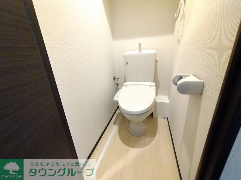 トイレ　温水便座付き