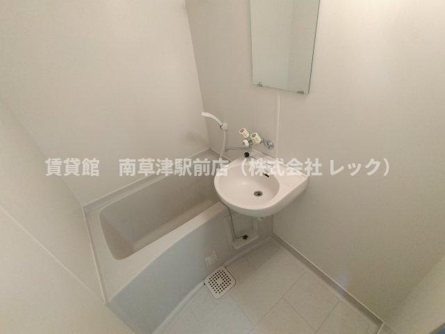 バス・シャワールーム　同建物内の別室写真となります。