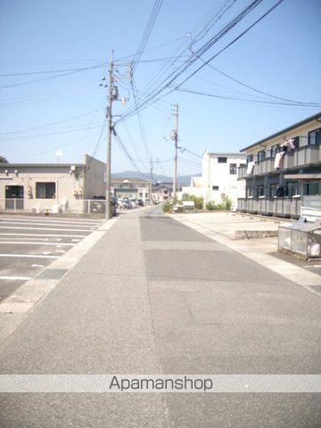 その他　前面道路（その他）まで10m