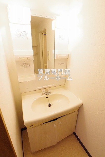 洗面設備　独立洗面台あります！